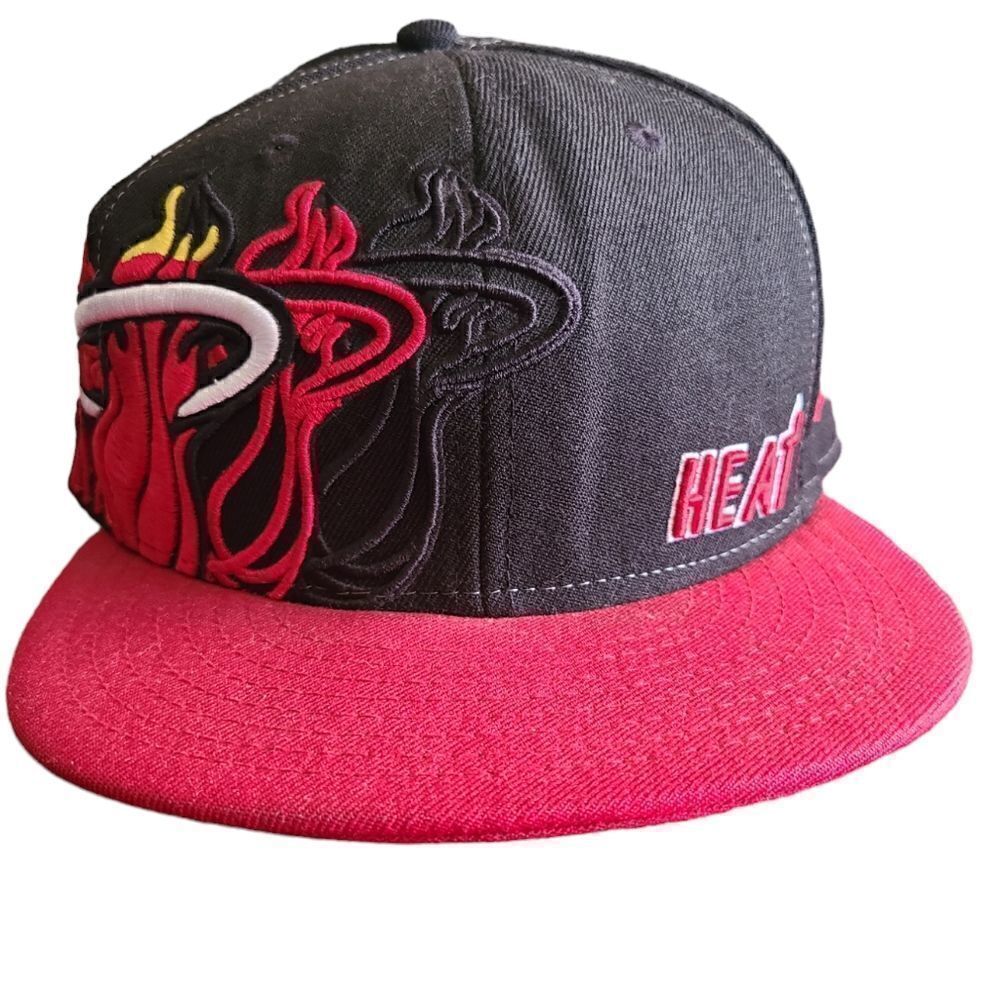New Era Miami Heat hat, baseball cap, 59fifty,  size 7 1/8